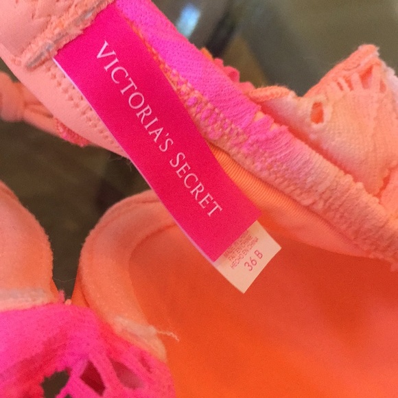 Victoria’s Secret Bikini Top 36B - Picture 5 of 5